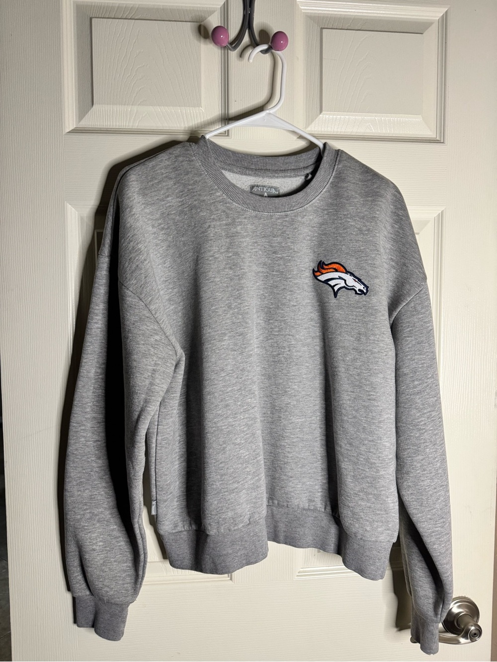 Antigua Gray Denver Broncos Logo Crewneck Sweatshirt